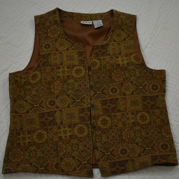 White Stag Vintage Tapestry Vest - Picture 3 of 3
